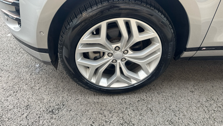 Land Rover Range Rover Evoque 1.5 P300e R-Dynamic SE 5dr Auto Hatchback